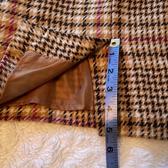 Chadwick’s tweed plaid midi skirt - size 6P - Picture 7 of 9